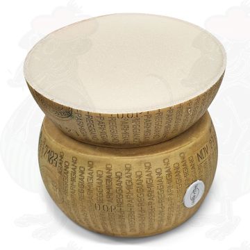Parmigiano Reggiano D.O.P. - 24 maanden | 20 kg - Halve kaas - Schaal